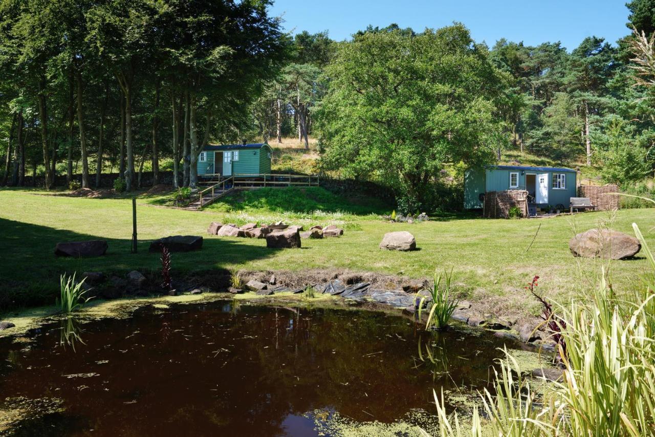 The Laburnum Retreat Shepherd Hut Private Hot Tub Upper Hulme Eksteriør bilde